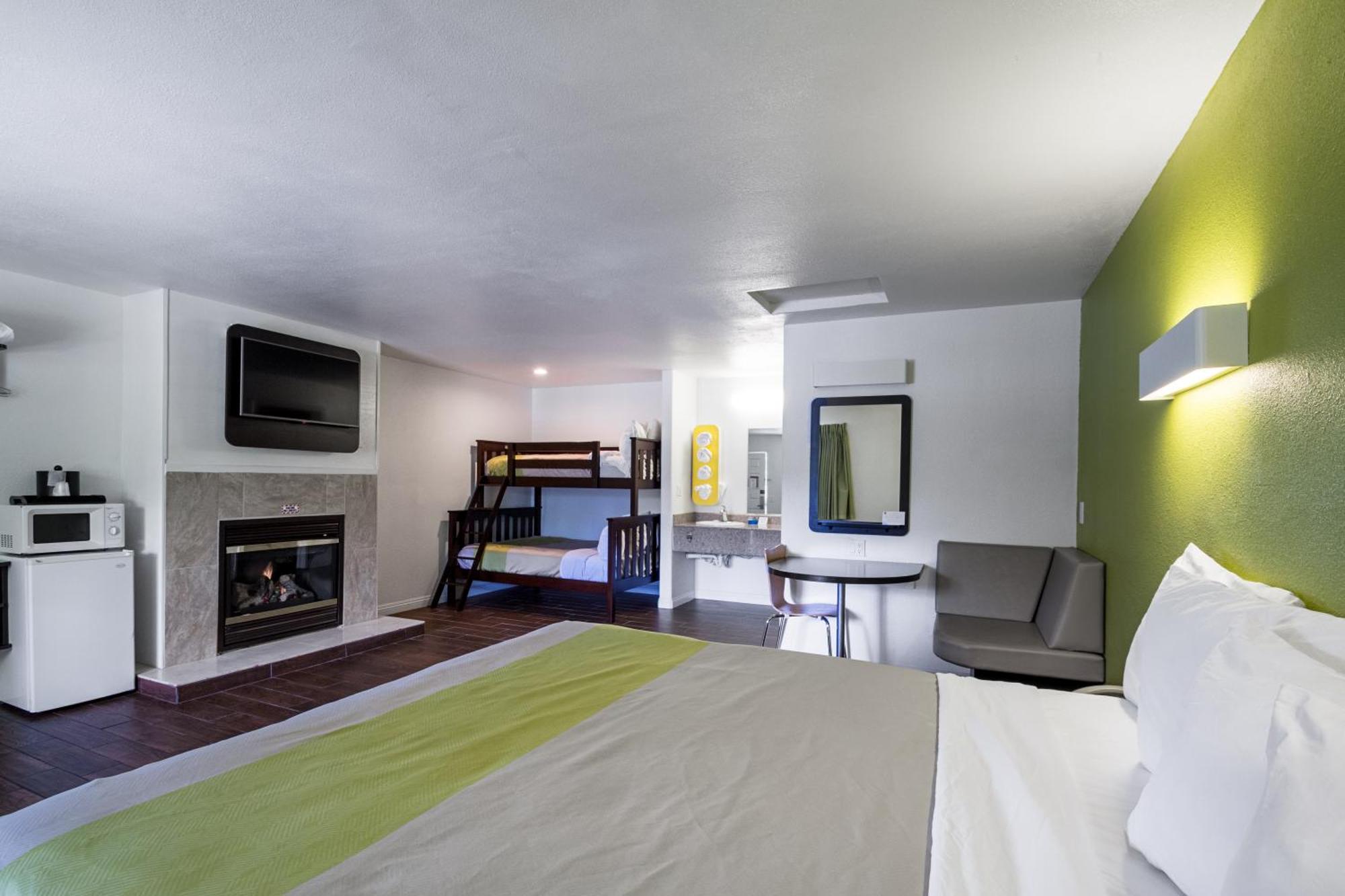 Fisherman'S Cove Inn Монтерей Екстер'єр фото