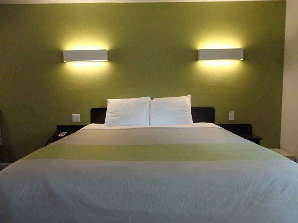 Fisherman'S Cove Inn Монтерей Екстер'єр фото