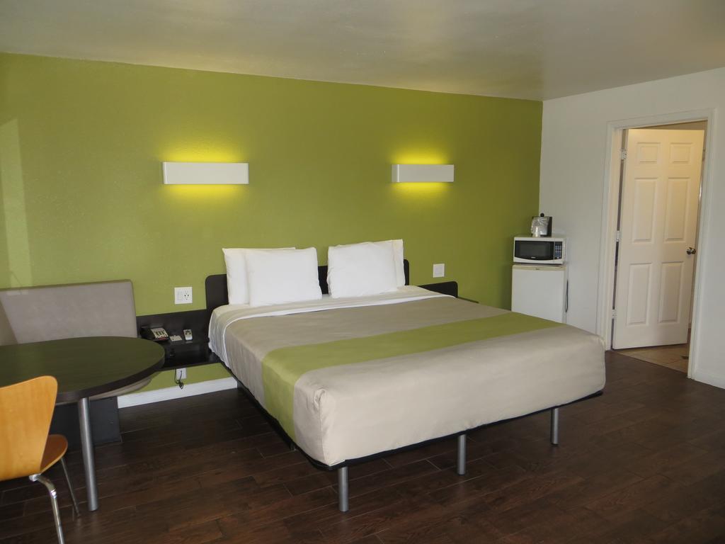 Fisherman'S Cove Inn Монтерей Екстер'єр фото