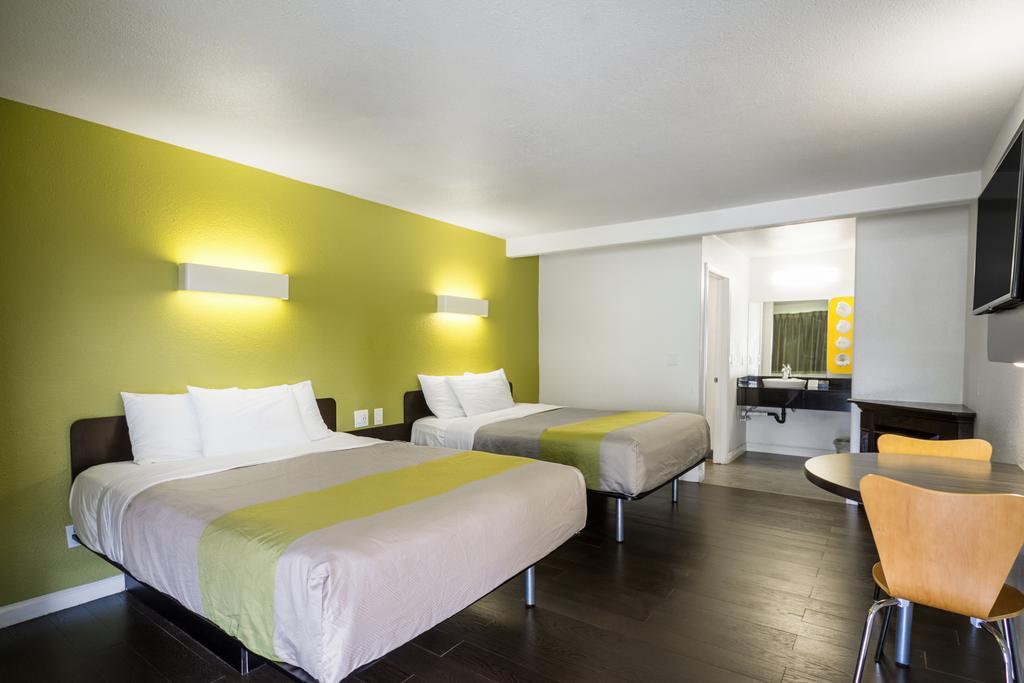 Fisherman'S Cove Inn Монтерей Екстер'єр фото